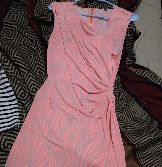 Victoria's secret dress - Picture 2 of 3